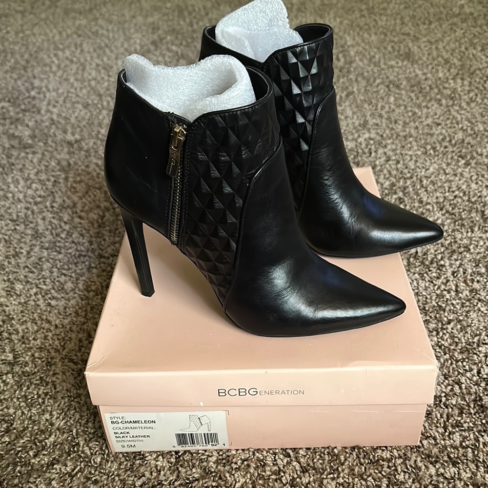 BCBGeneration Black Ankle Boots